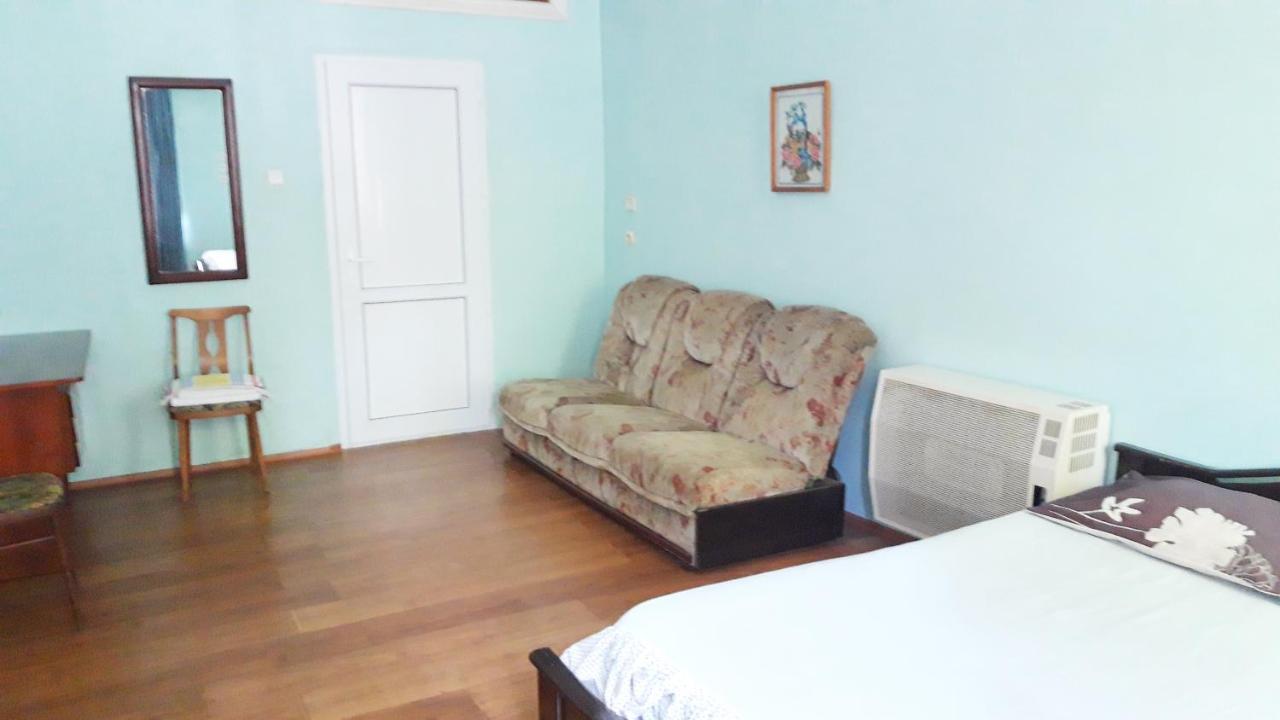 Pospolita Guest House Kutaisi Dış mekan fotoğraf